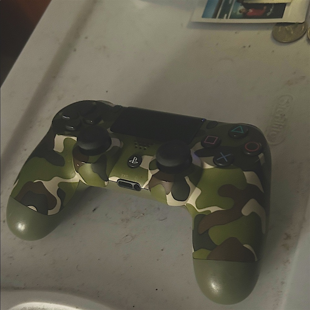 Sony DualShock 4 Wireless Camouflage Controller